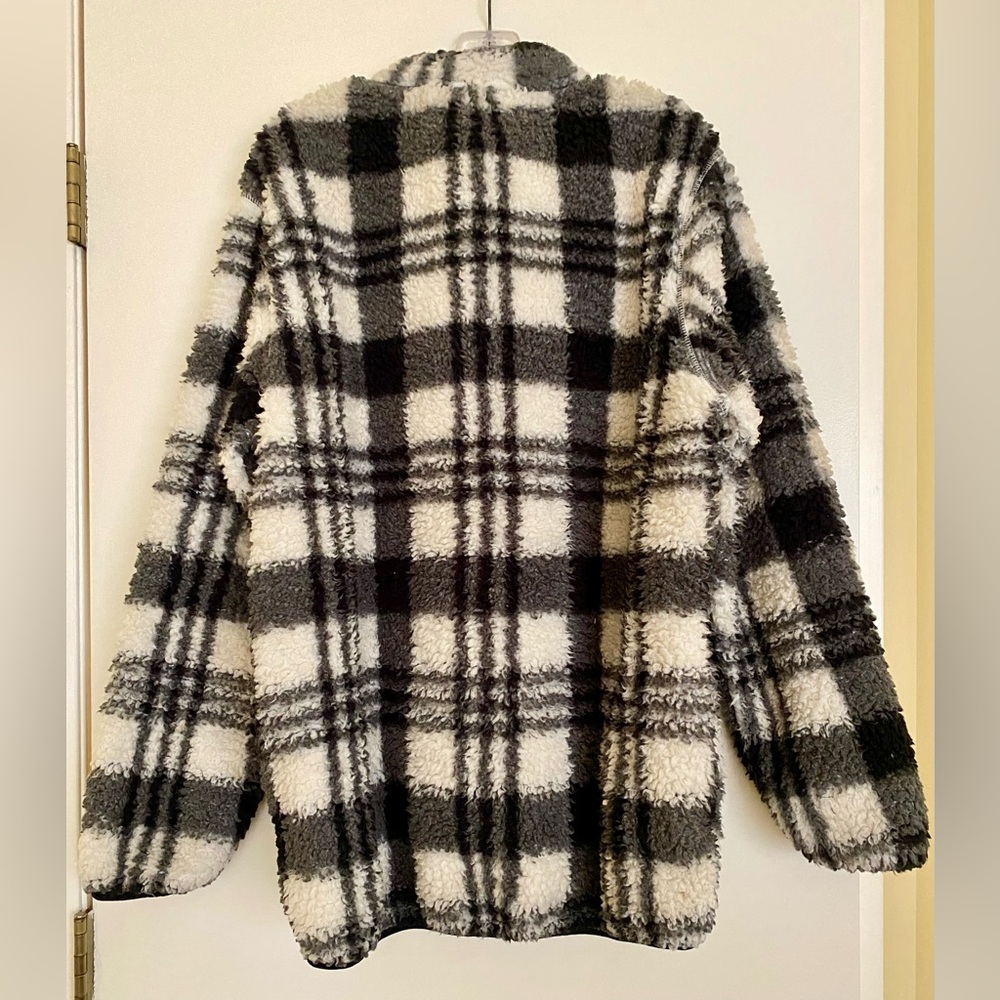 Fleece pullover - Picture 2 of 5